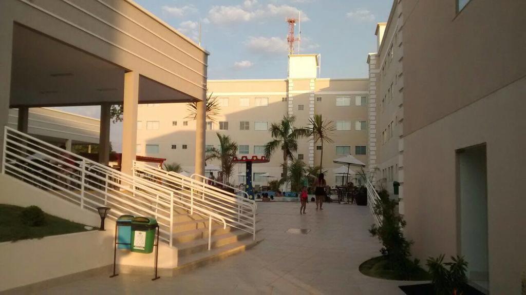 Apartamento Encontro das Águas Caldas Novas Exterior foto